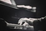 learn to play piano